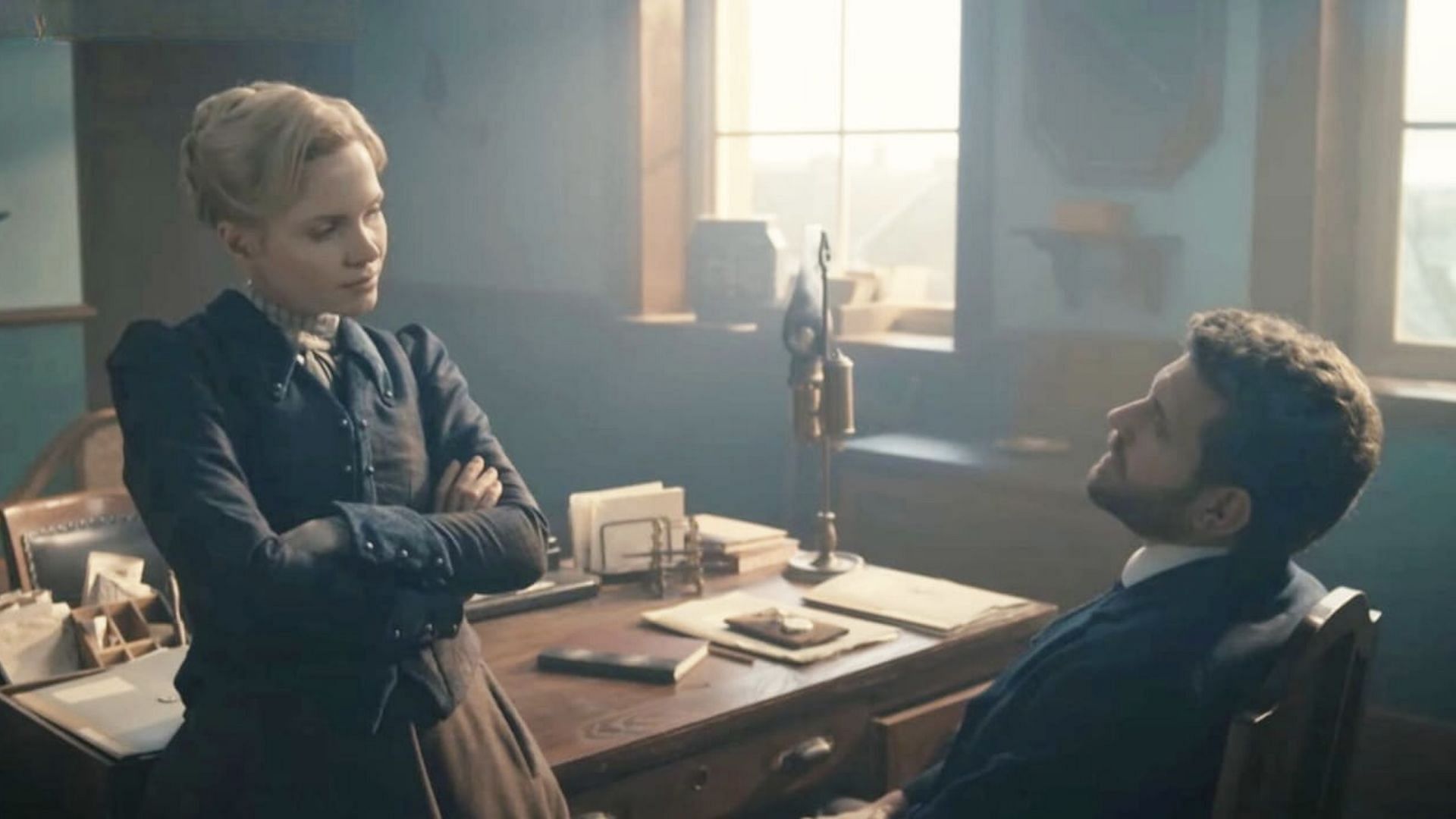 Eliza and Alexander (Image via Youtube / MASTERPIECE PBS)